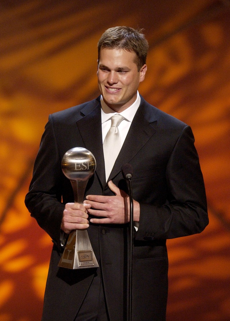 Tom Brady Weight Loss Transformation Then and Now [Photos]