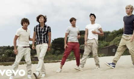 What Makes You Beautiful Lyrics - One Direction